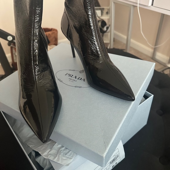 Prada boots - Picture 5 of 7